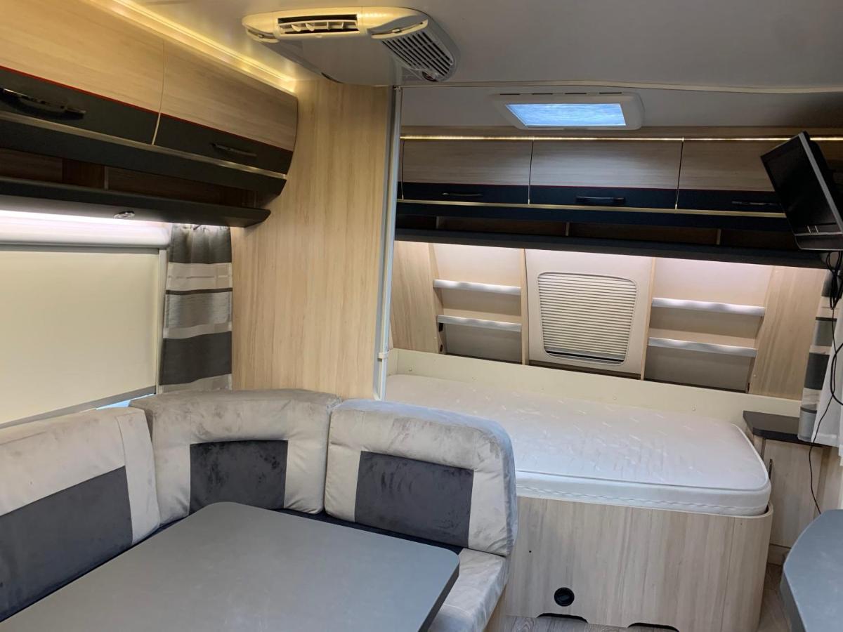 Przyczepy Kempingowe Vip - Osrodek Na Klifie Village - Hel Helska 11 Buitenkant foto