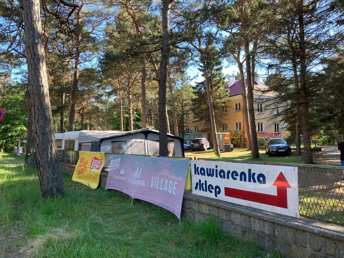 Przyczepy Kempingowe Vip - Osrodek Na Klifie Village - Hel Helska 11 Buitenkant foto